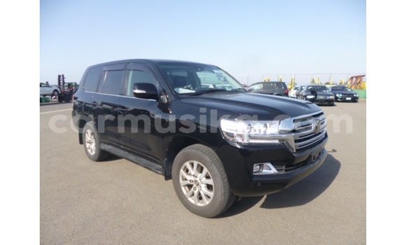 Tenga Imported Toyota Land Cruiser Nhema Mota in Import - Dubai in Harare Tenga Imported Toyota Land Cruiser Nhema Mota in Import - Dubai in Harare