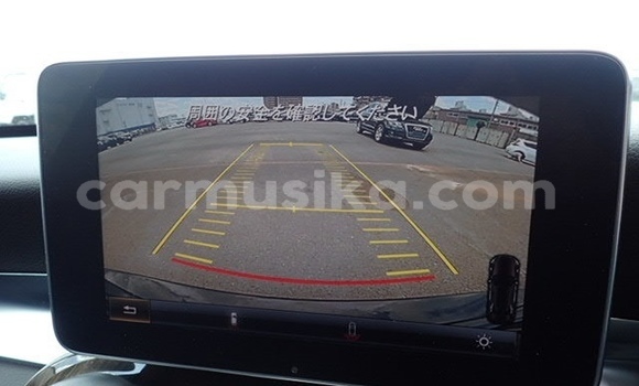 Tenga Tsaru Mercedes‒Benz 200 Nhema Mota in Beitbridge in Matabeleland South Tenga Tsaru Mercedes‒Benz 200 Nhema Mota in Beitbridge in Matabeleland South