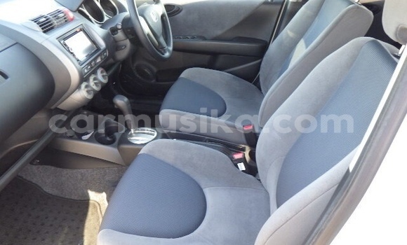 Acheter Occasion Voiture Honda Fit Gris à Beitbridge, Matabeleland South Acheter Occasion Voiture Honda Fit Gris à Beitbridge, Matabeleland South