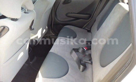 Acheter Occasion Voiture Honda Fit Gris à Beitbridge, Matabeleland South Acheter Occasion Voiture Honda Fit Gris à Beitbridge, Matabeleland South