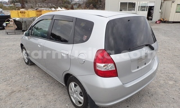 Acheter Occasion Voiture Honda Fit Gris à Beitbridge, Matabeleland South Acheter Occasion Voiture Honda Fit Gris à Beitbridge, Matabeleland South