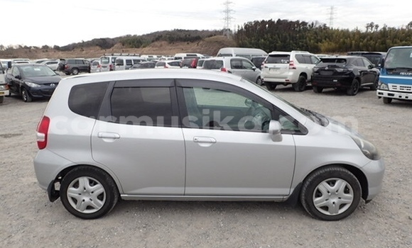 Acheter Occasion Voiture Honda Fit Gris à Beitbridge, Matabeleland South Acheter Occasion Voiture Honda Fit Gris à Beitbridge, Matabeleland South