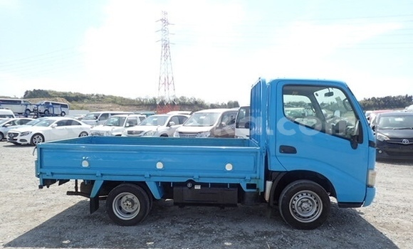 Acheter Occasion Voiture Toyota Dyna Bleu à Beitbridge, Matabeleland South Acheter Occasion Voiture Toyota Dyna Bleu à Beitbridge, Matabeleland South