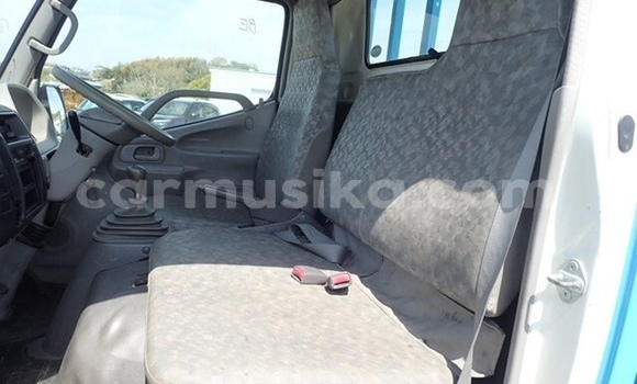 Acheter Occasion Voiture Toyota Dyna Bleu à Beitbridge, Matabeleland South Acheter Occasion Voiture Toyota Dyna Bleu à Beitbridge, Matabeleland South