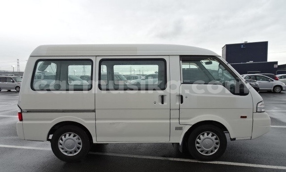Tenga Tsaru Mazda Bongo Chena Mota in Beitbridge in Matabeleland South Tenga Tsaru Mazda Bongo Chena Mota in Beitbridge in Matabeleland South