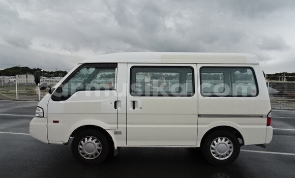 Tenga Tsaru Mazda Bongo Chena Mota in Beitbridge in Matabeleland South Tenga Tsaru Mazda Bongo Chena Mota in Beitbridge in Matabeleland South