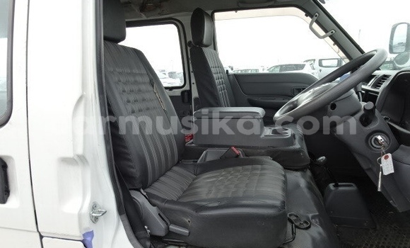 Tenga Tsaru Mazda Bongo Chena Mota in Beitbridge in Matabeleland South Tenga Tsaru Mazda Bongo Chena Mota in Beitbridge in Matabeleland South