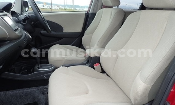 Tenga Tsaru Honda Fit Tsvuku Mota in Bulawayo in Bulawayo Tenga Tsaru Honda Fit Tsvuku Mota in Bulawayo in Bulawayo