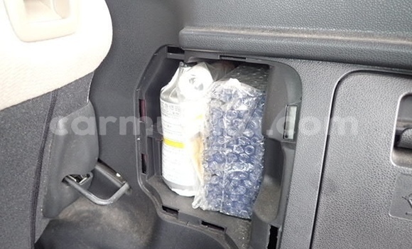 Tenga Tsaru Honda Fit Tsvuku Mota in Bulawayo in Bulawayo Tenga Tsaru Honda Fit Tsvuku Mota in Bulawayo in Bulawayo