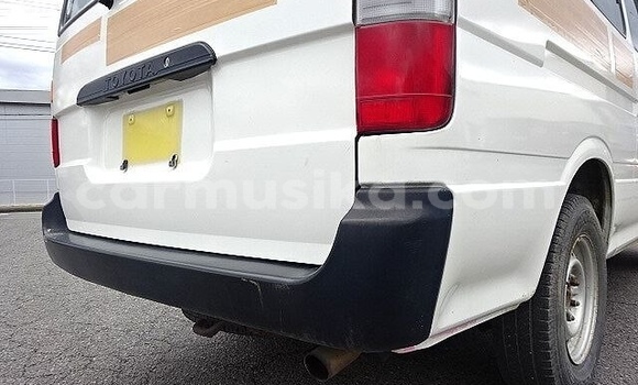 Acheter Occasion Voiture Toyota Hiace Blanc à Beitbridge, Matabeleland South Acheter Occasion Voiture Toyota Hiace Blanc à Beitbridge, Matabeleland South