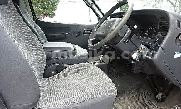 Acheter Occasion Voiture Toyota Hiace Blanc à Beitbridge, Matabeleland South Acheter Occasion Voiture Toyota Hiace Blanc à Beitbridge, Matabeleland South