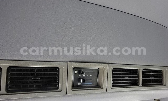 Acheter Occasion Voiture Toyota Hiace Blanc à Beitbridge, Matabeleland South Acheter Occasion Voiture Toyota Hiace Blanc à Beitbridge, Matabeleland South