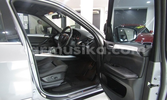 Acheter Occasion Voiture BMW X5 Autre à Beitbridge, Matabeleland South Acheter Occasion Voiture BMW X5 Autre à Beitbridge, Matabeleland South