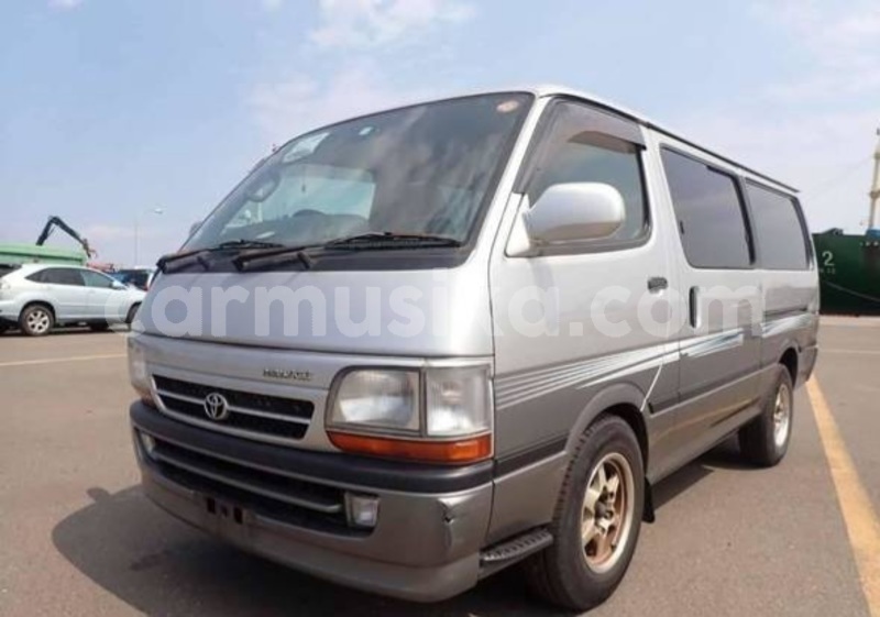 Big with watermark toyota hiace matabeleland south beitbridge 33284