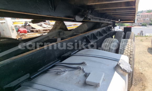 Acheter Occasion Utilitaire Hino Ranger Blanc à Beitbridge, Matabeleland South Acheter Occasion Utilitaire Hino Ranger Blanc à Beitbridge, Matabeleland South