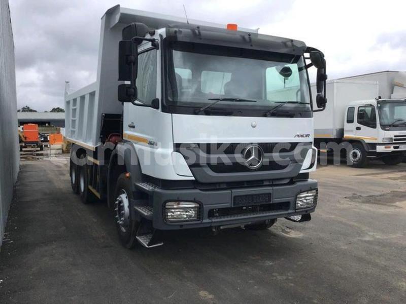 Big with watermark mercedes benz tipper matabeleland south beitbridge 33292