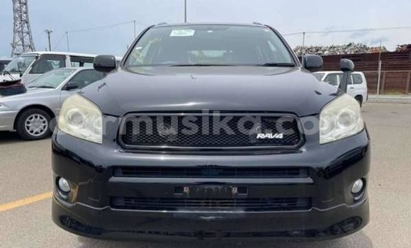 Nunua Ilio tumika Toyota RAV4 Nyeusi Gari ndani ya Beitbridge nchini Matabeleland Kusini Nunua Ilio tumika Toyota RAV4 Nyeusi Gari ndani ya Beitbridge nchini Matabeleland Kusini