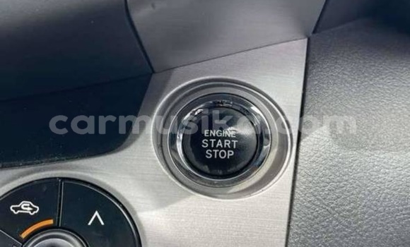 Nunua Ilio tumika Toyota RAV4 Nyeusi Gari ndani ya Beitbridge nchini Matabeleland Kusini Nunua Ilio tumika Toyota RAV4 Nyeusi Gari ndani ya Beitbridge nchini Matabeleland Kusini