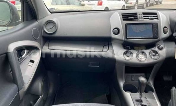 Nunua Ilio tumika Toyota RAV4 Nyeusi Gari ndani ya Beitbridge nchini Matabeleland Kusini Nunua Ilio tumika Toyota RAV4 Nyeusi Gari ndani ya Beitbridge nchini Matabeleland Kusini