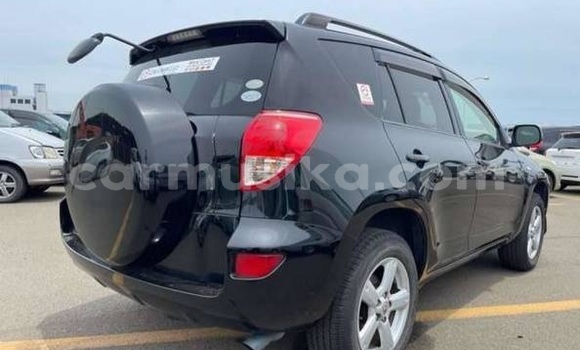 Nunua Ilio tumika Toyota RAV4 Nyeusi Gari ndani ya Beitbridge nchini Matabeleland Kusini Nunua Ilio tumika Toyota RAV4 Nyeusi Gari ndani ya Beitbridge nchini Matabeleland Kusini