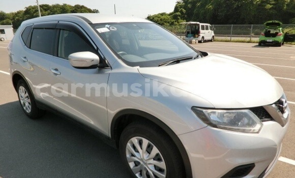 Buy Used Nissan X–Trail Silver Car in Beitbridge in Matabeleland South Buy Used Nissan X–Trail Silver Car in Beitbridge in Matabeleland South