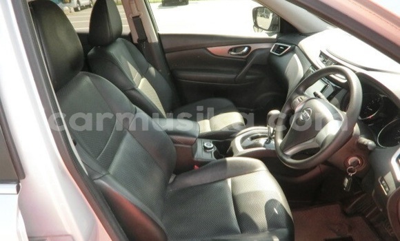 Buy Used Nissan X–Trail Silver Car in Beitbridge in Matabeleland South Buy Used Nissan X–Trail Silver Car in Beitbridge in Matabeleland South