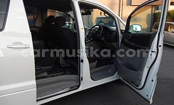 Acheter Occasion Voiture Toyota Alphard Blanc à Beitbridge, Matabeleland South Acheter Occasion Voiture Toyota Alphard Blanc à Beitbridge, Matabeleland South