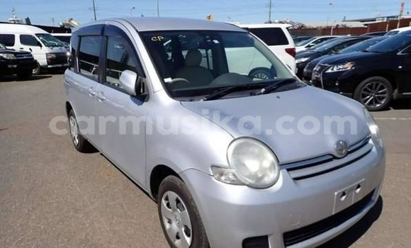 Acheter Occasion Voiture Toyota Sienta Gris à Beitbridge, Matabeleland South Acheter Occasion Voiture Toyota Sienta Gris à Beitbridge, Matabeleland South