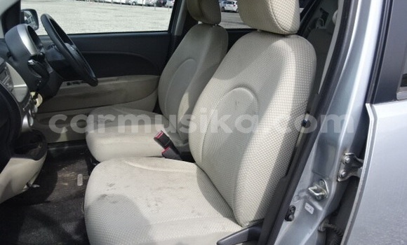 Nunua Ilio tumika Toyota Passo Fedha Gari ndani ya Beitbridge nchini Matabeleland Kusini Nunua Ilio tumika Toyota Passo Fedha Gari ndani ya Beitbridge nchini Matabeleland Kusini