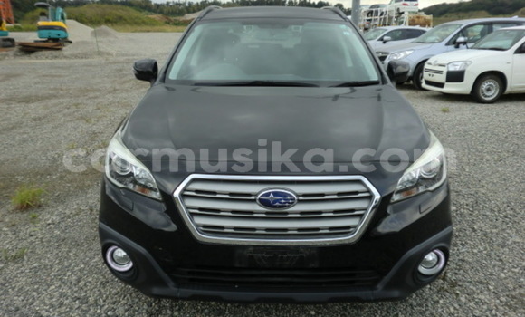 Nunua Ilio tumika Subaru Outback Nyeusi Gari ndani ya Beitbridge nchini Matabeleland Kusini