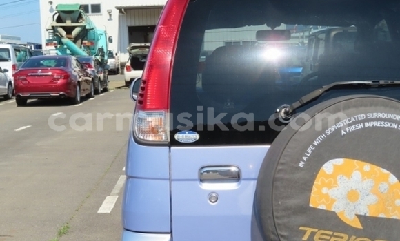 Buy Used Daihatsu Terios Blue Car in Beitbridge in Matabeleland South Buy Used Daihatsu Terios Blue Car in Beitbridge in Matabeleland South