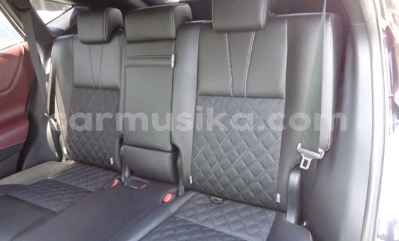 Buy Used Toyota Harrier Beige Car in Beitbridge in Matabeleland South Buy Used Toyota Harrier Beige Car in Beitbridge in Matabeleland South