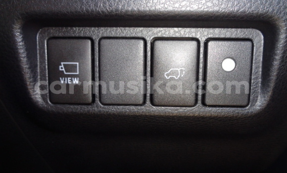 Buy Used Toyota Harrier Beige Car in Beitbridge in Matabeleland South Buy Used Toyota Harrier Beige Car in Beitbridge in Matabeleland South