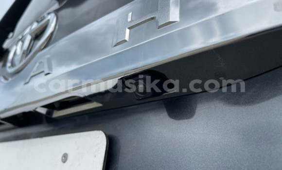 Tenga Tsaru Toyota Noah Nhema Mota in Beitbridge in Matabeleland South Tenga Tsaru Toyota Noah Nhema Mota in Beitbridge in Matabeleland South