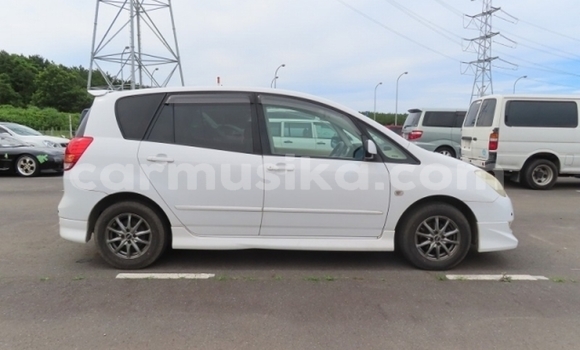 Acheter Occasion Voiture Toyota Corolla Spacio Blanc à Beitbridge, Matabeleland South Acheter Occasion Voiture Toyota Corolla Spacio Blanc à Beitbridge, Matabeleland South