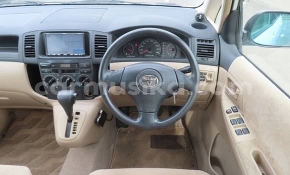 Acheter Occasion Voiture Toyota Corolla Spacio Blanc à Beitbridge, Matabeleland South Acheter Occasion Voiture Toyota Corolla Spacio Blanc à Beitbridge, Matabeleland South