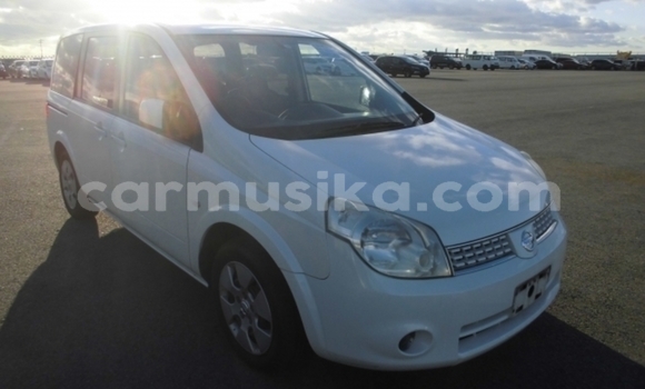 Buy Used Nissan Lafesta White Car in Beitbridge in Matabeleland South Buy Used Nissan Lafesta White Car in Beitbridge in Matabeleland South