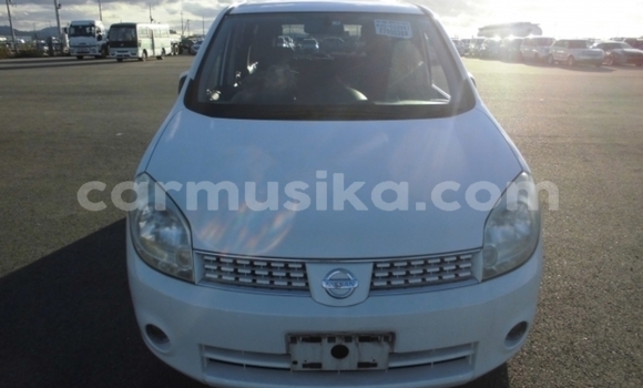 Acheter Occasion Voiture Nissan Lafesta Blanc à Beitbridge, Matabeleland South Acheter Occasion Voiture Nissan Lafesta Blanc à Beitbridge, Matabeleland South