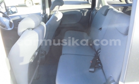 Acheter Occasion Voiture Nissan Lafesta Blanc à Beitbridge, Matabeleland South Acheter Occasion Voiture Nissan Lafesta Blanc à Beitbridge, Matabeleland South