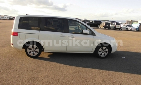 Acheter Occasion Voiture Nissan Lafesta Blanc à Beitbridge, Matabeleland South Acheter Occasion Voiture Nissan Lafesta Blanc à Beitbridge, Matabeleland South