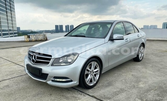 Buy Used Mercedes‒Benz C–Class Silver Car in Beitbridge in Matabeleland South