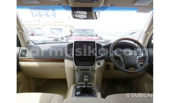 Tenga Imported Toyota Land Cruiser Zvimwe Mota in Import - Dubai in Harare Tenga Imported Toyota Land Cruiser Zvimwe Mota in Import - Dubai in Harare