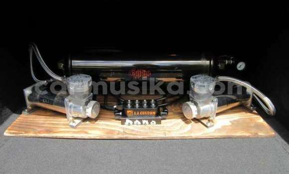 Tenga Tsaru Audi A4 Nhema Mota in Harare in Harare Tenga Tsaru Audi A4 Nhema Mota in Harare in Harare