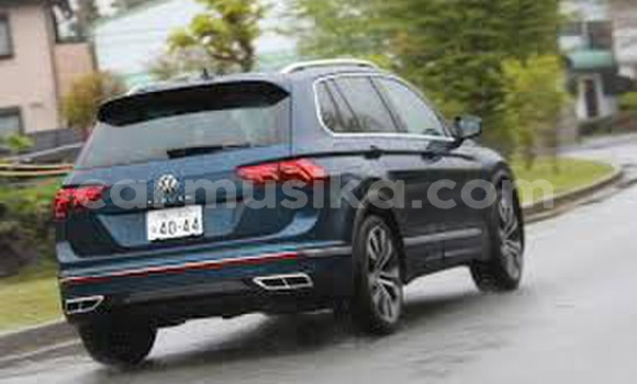 Acheter Occasion Voiture Volkswagen Tiguan Bleu à Beitbridge, Matabeleland South Acheter Occasion Voiture Volkswagen Tiguan Bleu à Beitbridge, Matabeleland South