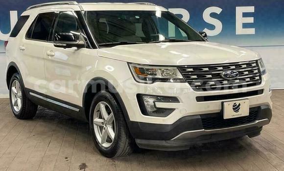 Acheter Occasion Voiture Ford Explorer Blanc à Beitbridge, Matabeleland South Acheter Occasion Voiture Ford Explorer Blanc à Beitbridge, Matabeleland South