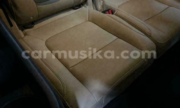 Acheter Occasion Voiture Ford Explorer Blanc à Beitbridge, Matabeleland South Acheter Occasion Voiture Ford Explorer Blanc à Beitbridge, Matabeleland South