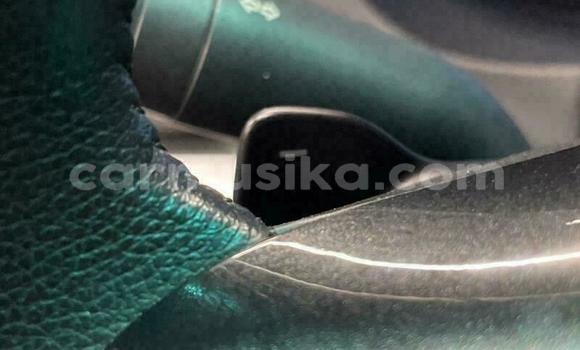 Acheter Occasion Voiture Ford Explorer Blanc à Beitbridge, Matabeleland South Acheter Occasion Voiture Ford Explorer Blanc à Beitbridge, Matabeleland South