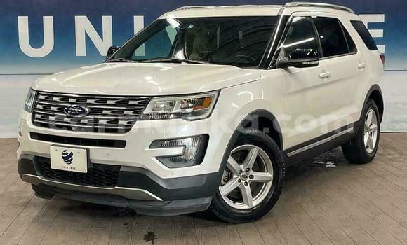 Acheter Occasion Voiture Ford Explorer Blanc à Beitbridge, Matabeleland South Acheter Occasion Voiture Ford Explorer Blanc à Beitbridge, Matabeleland South