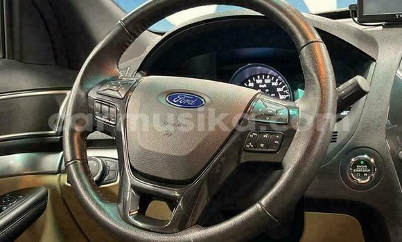 Acheter Occasion Voiture Ford Explorer Blanc à Beitbridge, Matabeleland South Acheter Occasion Voiture Ford Explorer Blanc à Beitbridge, Matabeleland South