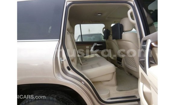 Tenga Imported Toyota Land Cruiser Zvimwe Mota in Import - Dubai in Harare Tenga Imported Toyota Land Cruiser Zvimwe Mota in Import - Dubai in Harare